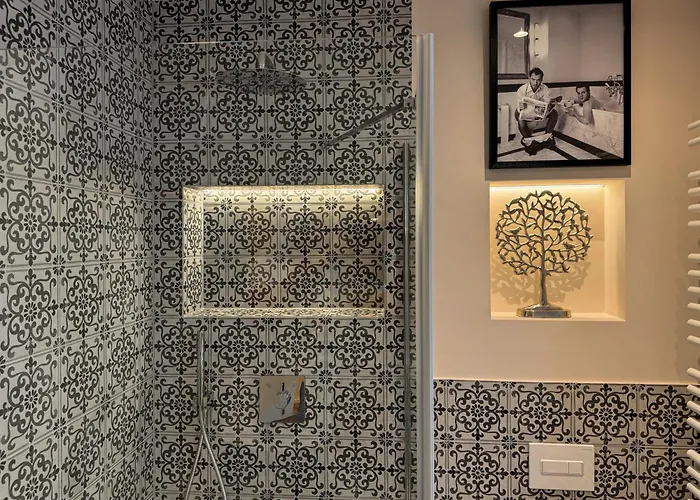 Lejlighed Luxusapartment, Kornmarkt, Stadtmitte, Zentral *